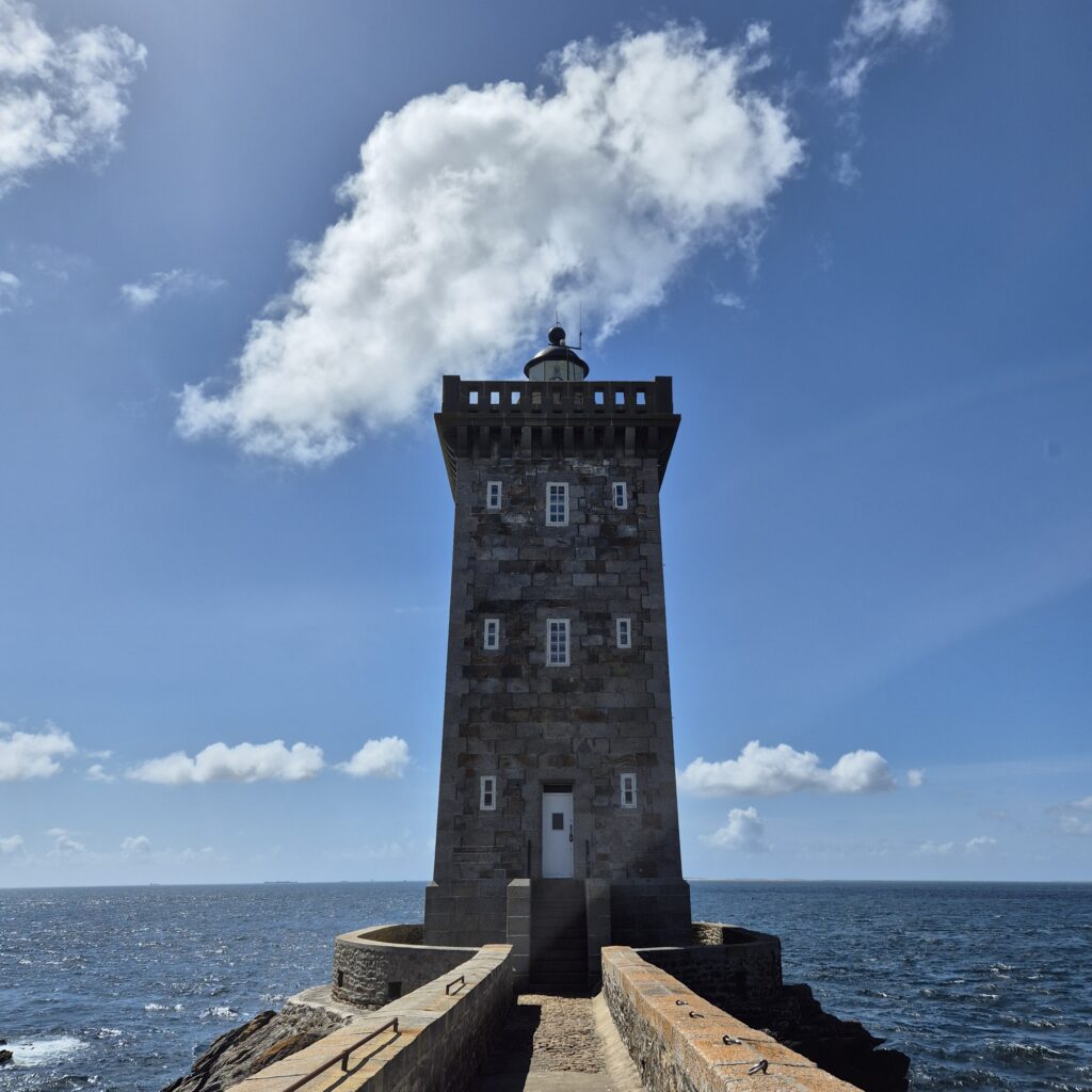 Phare de Kermorvan dans le Finistère.